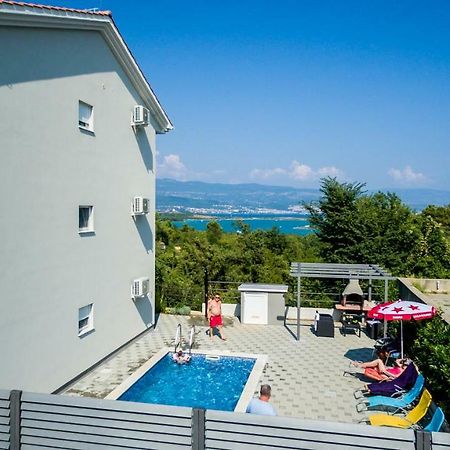 Apartments Ibis Čižići Bagian luar foto