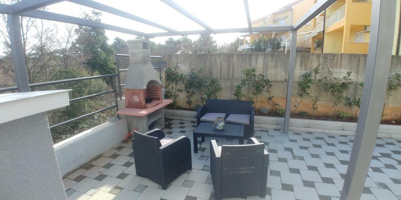 Apartments Ibis Čižići Bagian luar foto